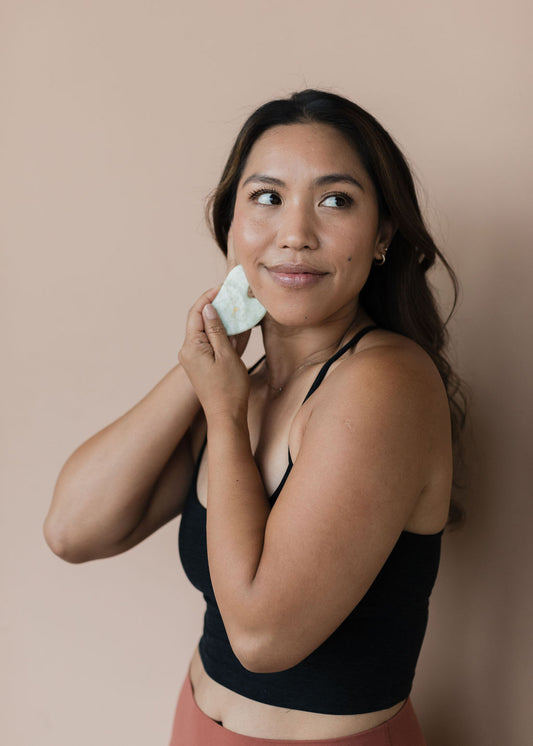 Jade Facial Gua Sha – Heart-Shaped Self-Care Facial Tool